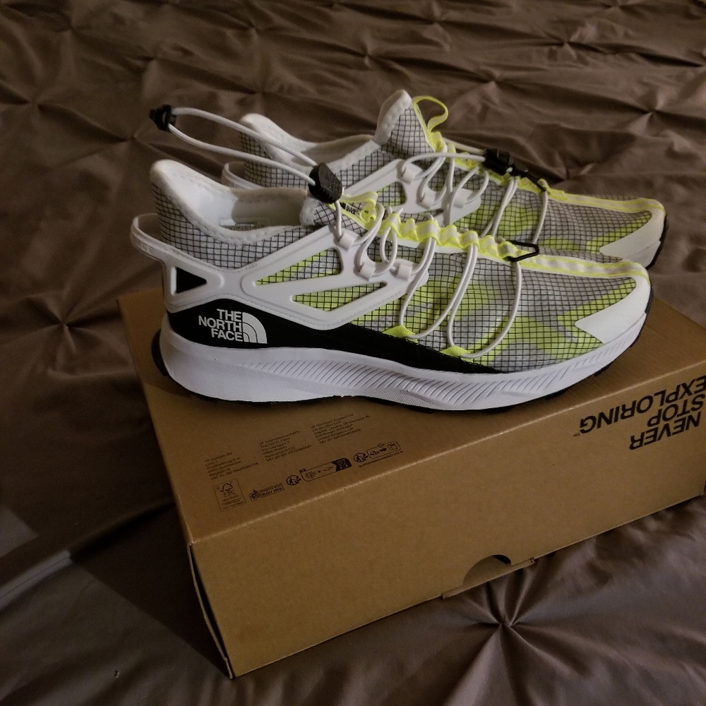 Mens northface tennis shoes